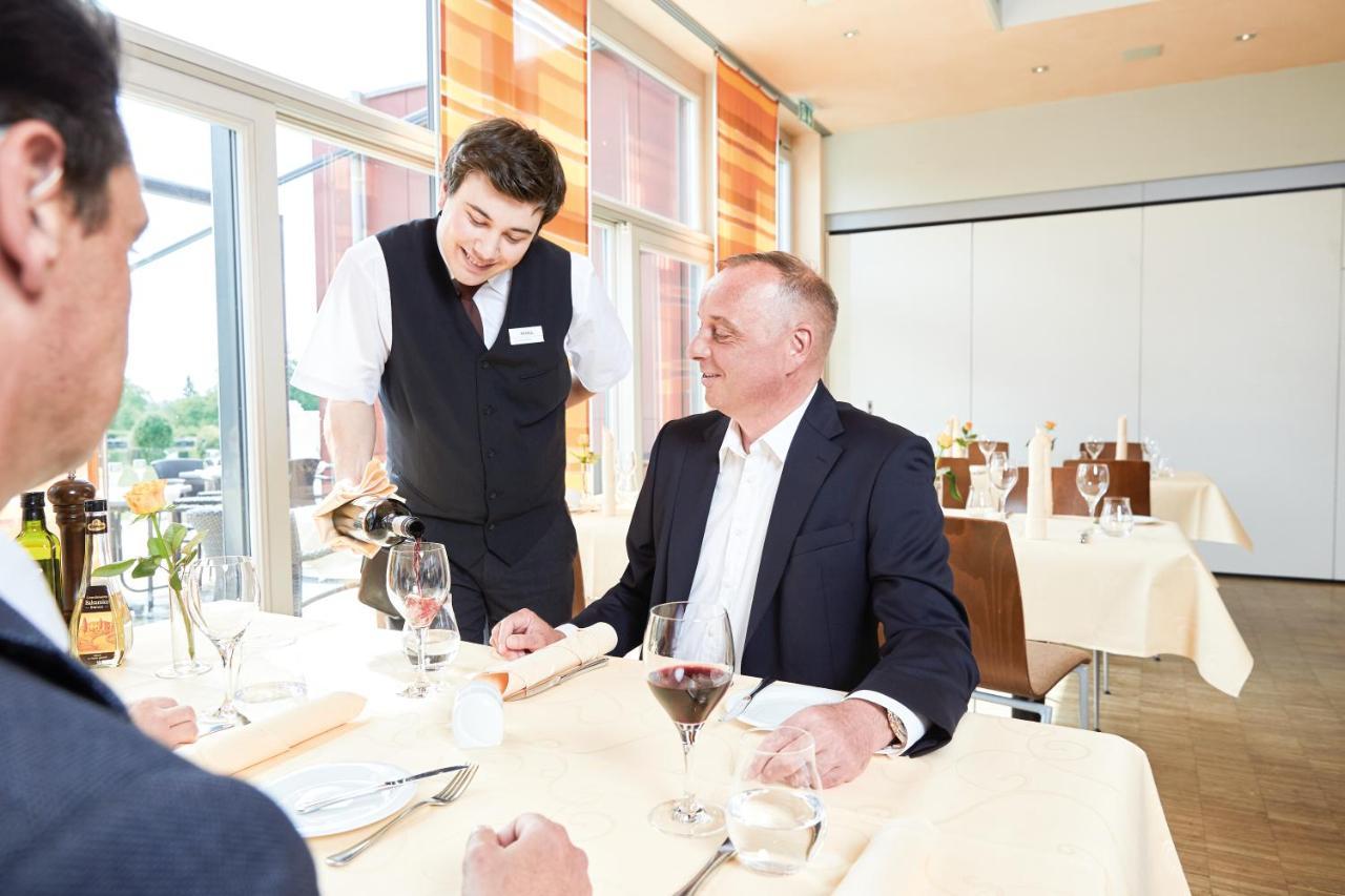 Aramis Tagungs- Und Sporthotel Gäufelden Extérieur photo