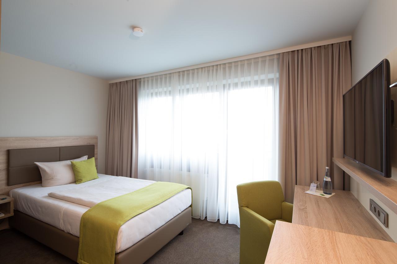 Aramis Tagungs- Und Sporthotel Gäufelden Extérieur photo