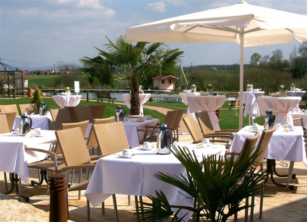Aramis Tagungs- Und Sporthotel Gäufelden Extérieur photo